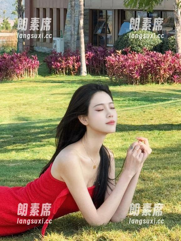 17c吃瓜 17c吃瓜苹果版全新版本更新,带你乐享吃瓜盛宴