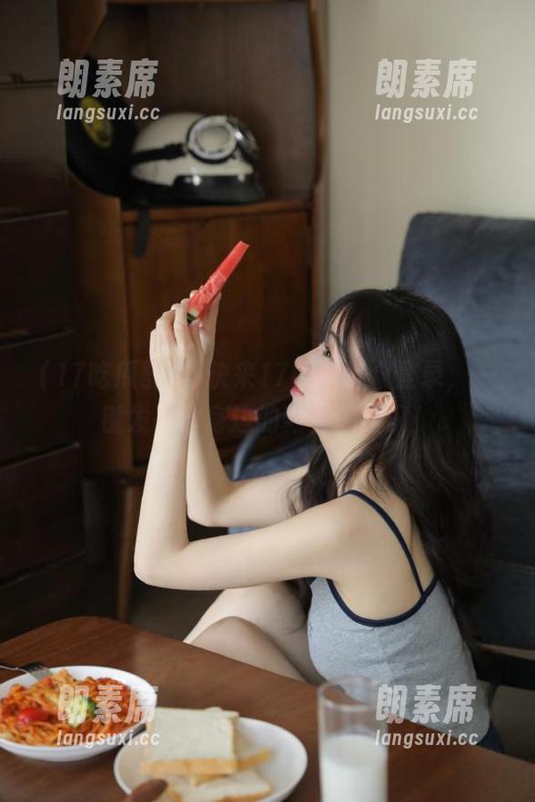 快来17吃瓜群众登录，一键发布你身边的新鲜瓜资讯！