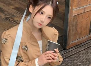 91吃瓜中午最新最火的瓜，iOS动漫游戏专题链接不容错过