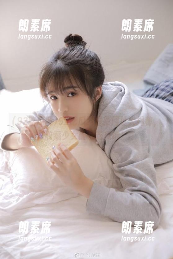 92吃瓜网最新网址大揭秘，收藏少女最爱吃瓜地！