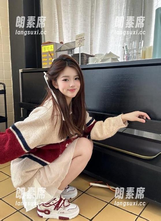 一起吃瓜 一起吃瓜网蘑菇官网视频超多,小姐姐直播带你轻松吃瓜