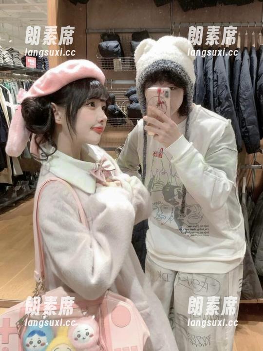 五一吃瓜 五一吃瓜今日吃瓜娜娜,视频里瓜太多,脑袋都快炸了