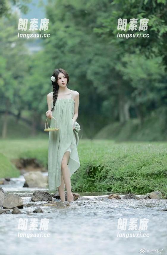 黑料不打烊 黑料不打烊在线解锁热门事件,少女带你吃瓜看热闹!