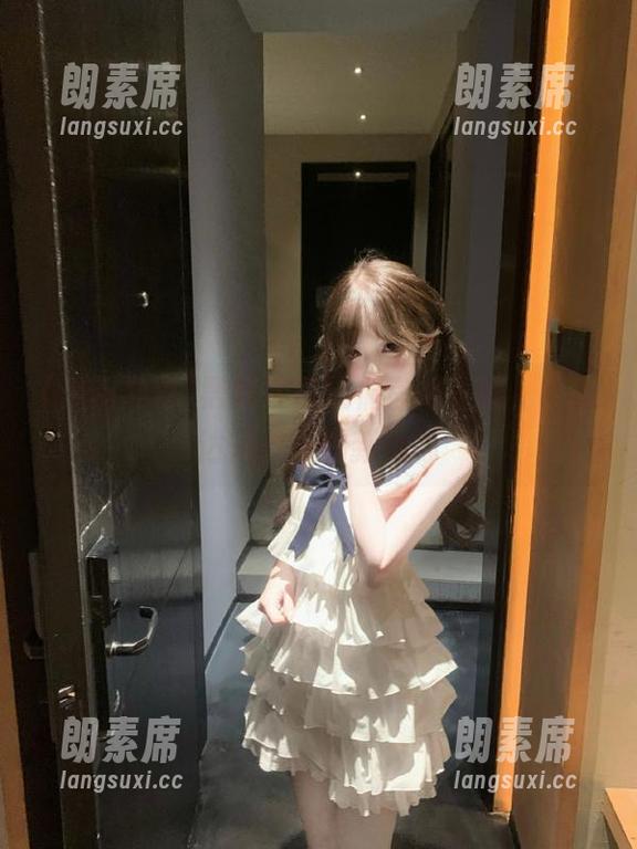 黑料冲哥 黑料冲哥玩偶官网上线,吃瓜达人必访的新地标